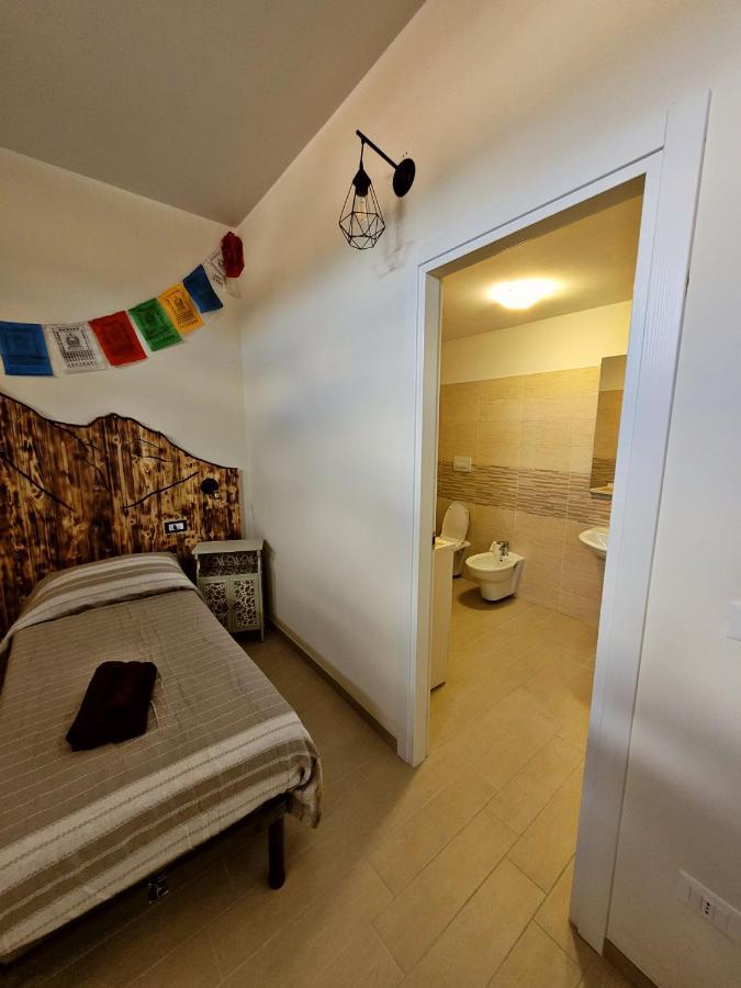 Il Bivacco Del Duomo Bed & Breakfast LʼAquila Exterior foto