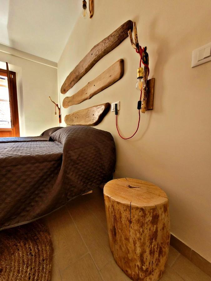 Il Bivacco Del Duomo Bed & Breakfast LʼAquila Exterior foto