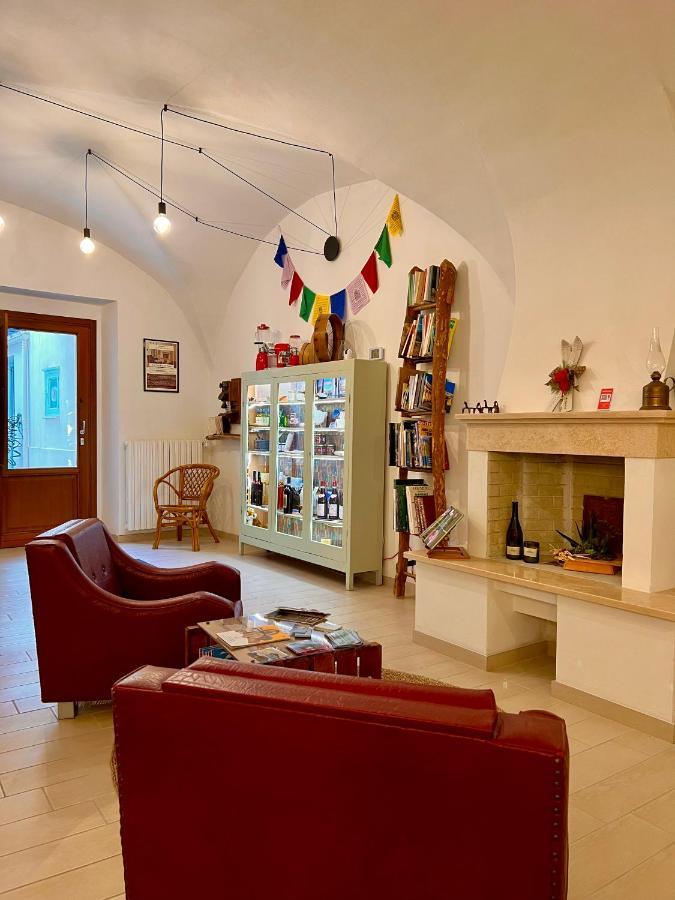 Il Bivacco Del Duomo Bed & Breakfast LʼAquila Exterior foto
