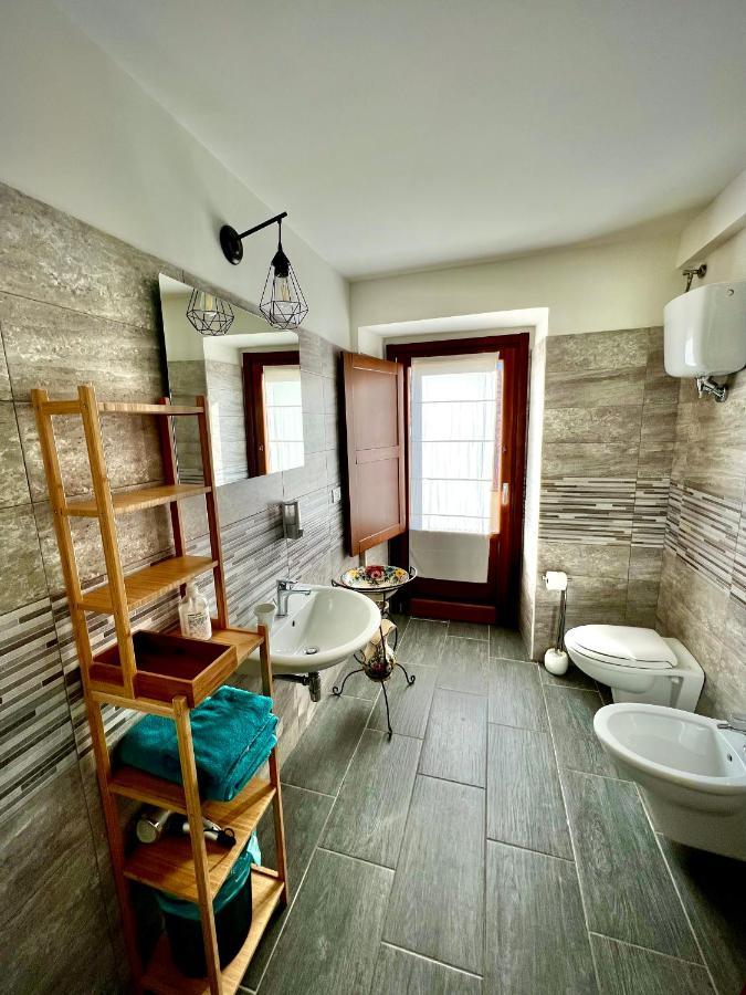 Il Bivacco Del Duomo Bed & Breakfast LʼAquila Exterior foto